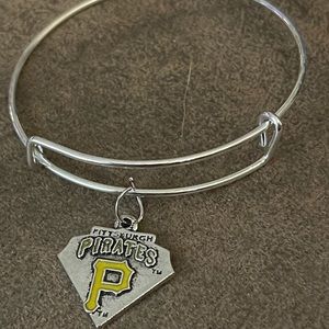 Pittsburgh pirates bracelet